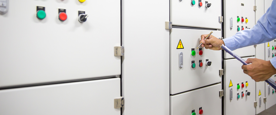 ארונות חשמל 